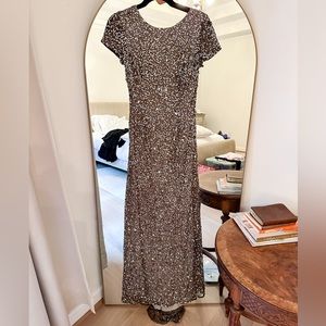 Adrianna Papell Grey Sequined Gown Size 6